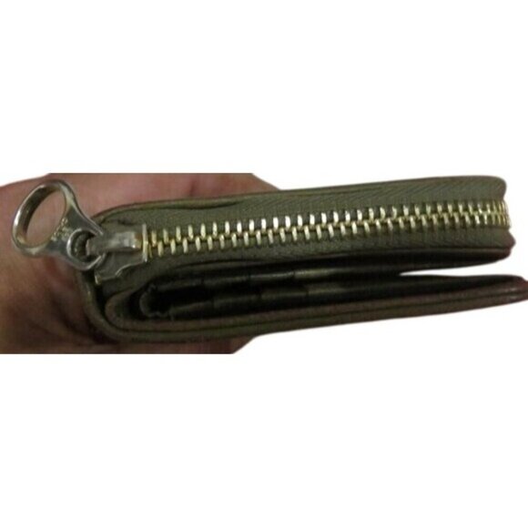 CHLOE Vintage Trifold Wallet in gorgeous Olive Green in dustbag - Picture 3 of 9